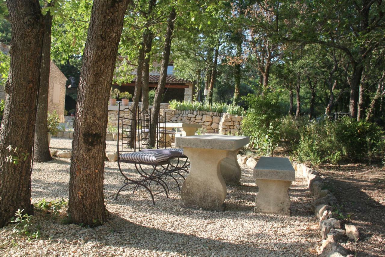 Le Hameau Fleur De Pierres , Chambre , Gite Et Table D'Hotes Murs  Exterior foto